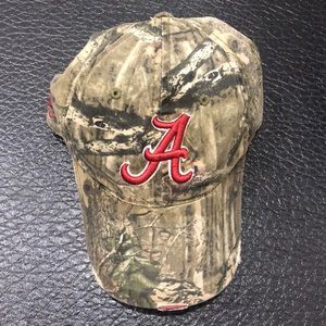 Alabama Crimson Tide camo velcro hat